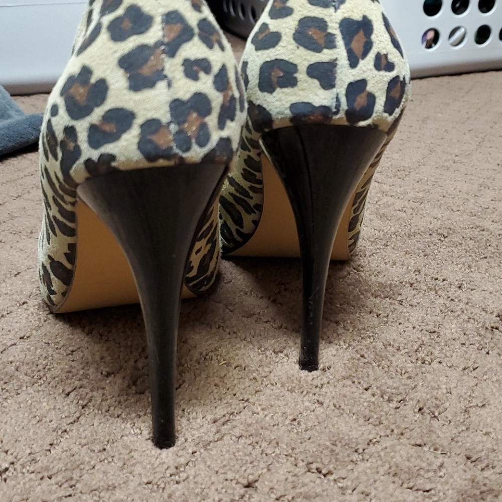 Leopard heels - Picture 4 of 4